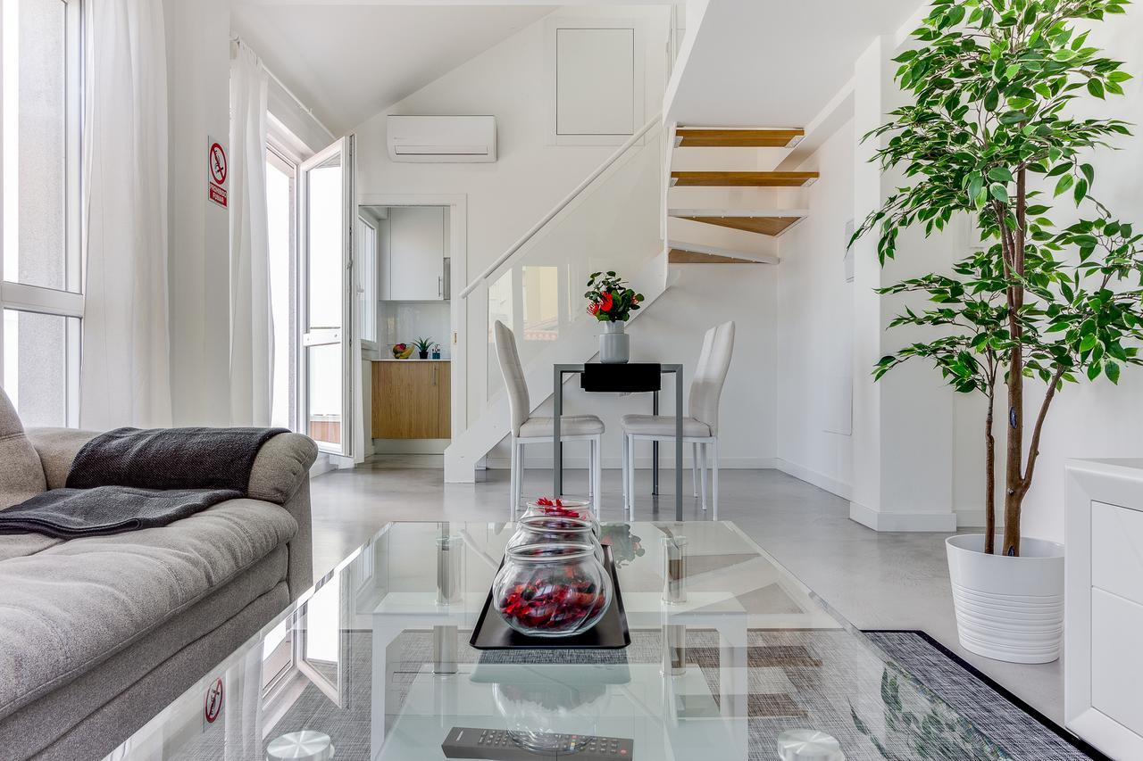 Rueiro 17 Apartment A Coruna Bagian luar foto